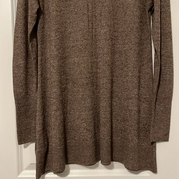 ⚡️ 3 for $20 ⚡️ Apt. 9 Long Sleeve V-Neck Tunic Sweater - Picture 6 of 9